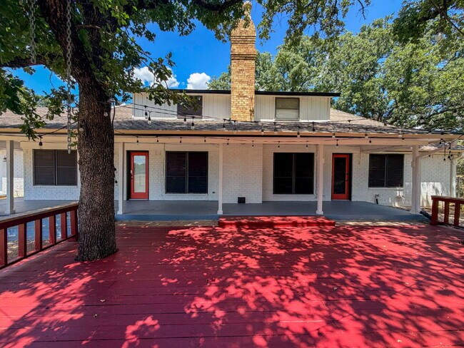 Building Photo - Beautiful 6 bed, 2 bath home in Burleson!