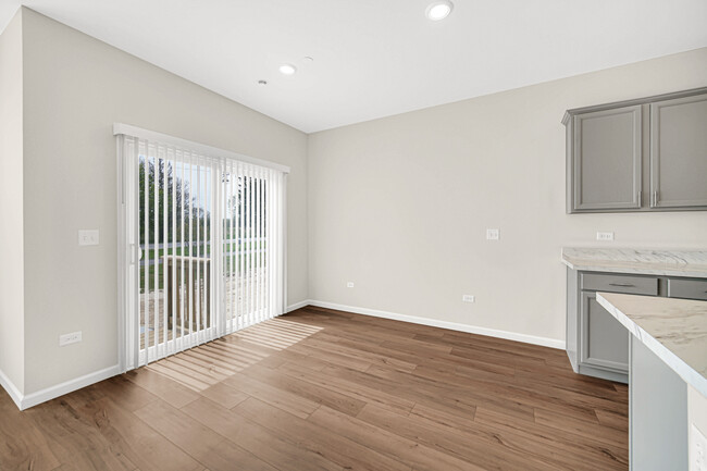 Building Photo - 2259 Horseshoe Cir