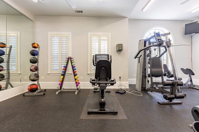 Building Photo - Heron Lake