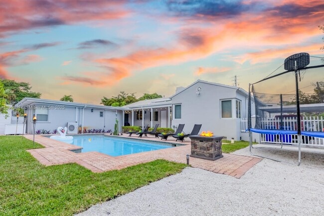 Primary Photo - 1230 SW 22nd Terrace