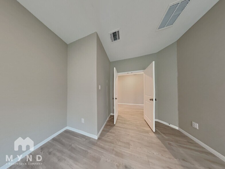 Building Photo - 4411 Revetment Way