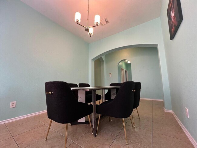 Building Photo - 7806 Crystal Moon Dr