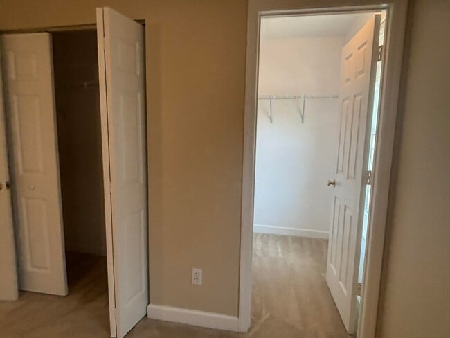 Building Photo - 4020 Colleton Ct