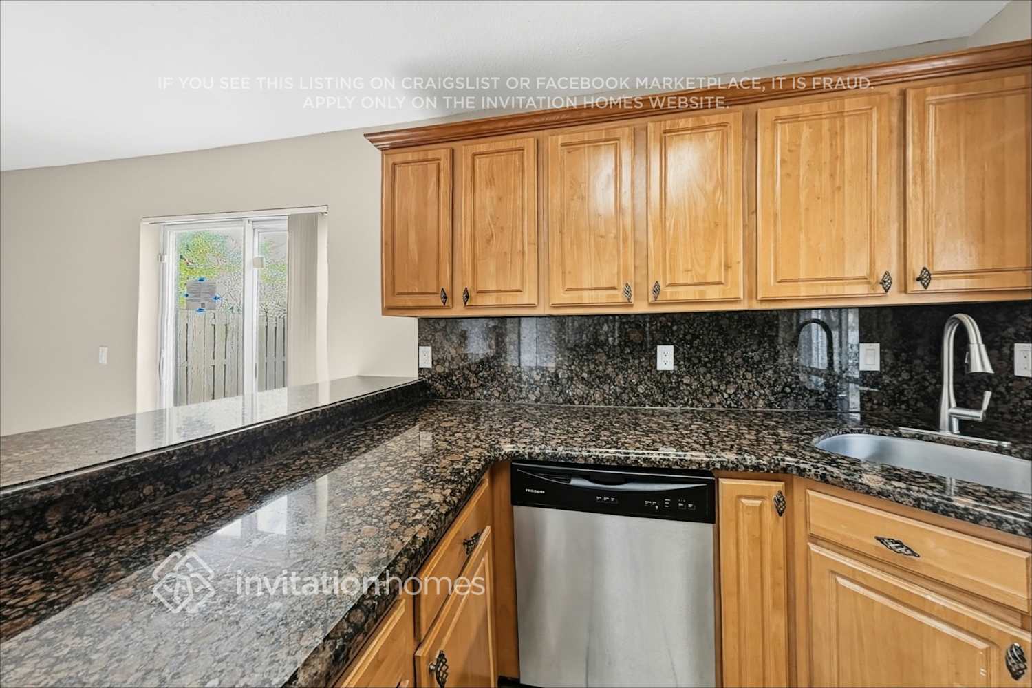 Building Photo - 1282 Seagrape Cir