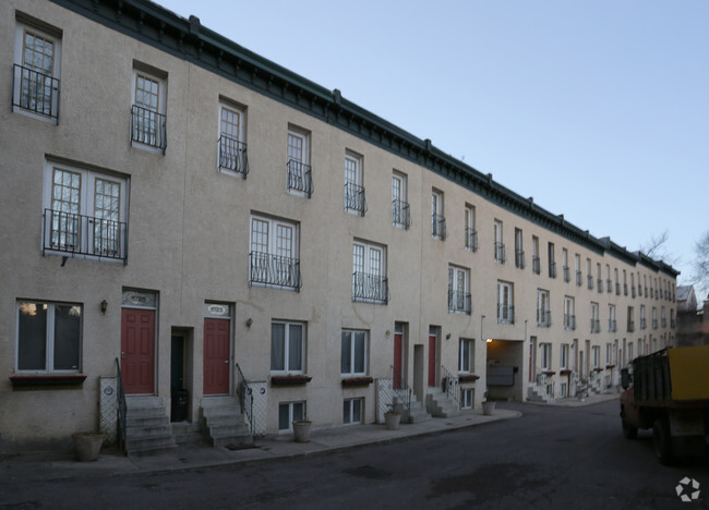Building Photo - Alden Walk