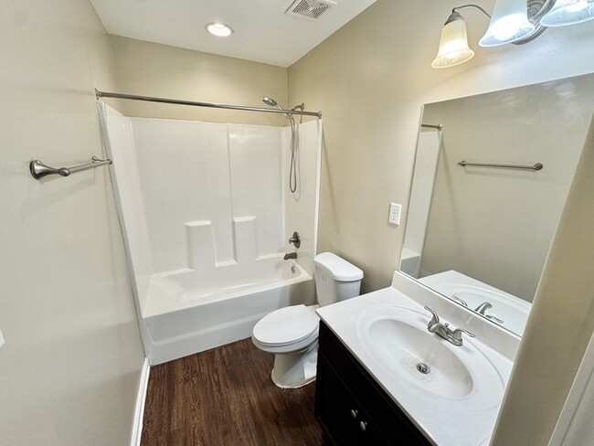 Building Photo - 5626 Tulip Tree Dr