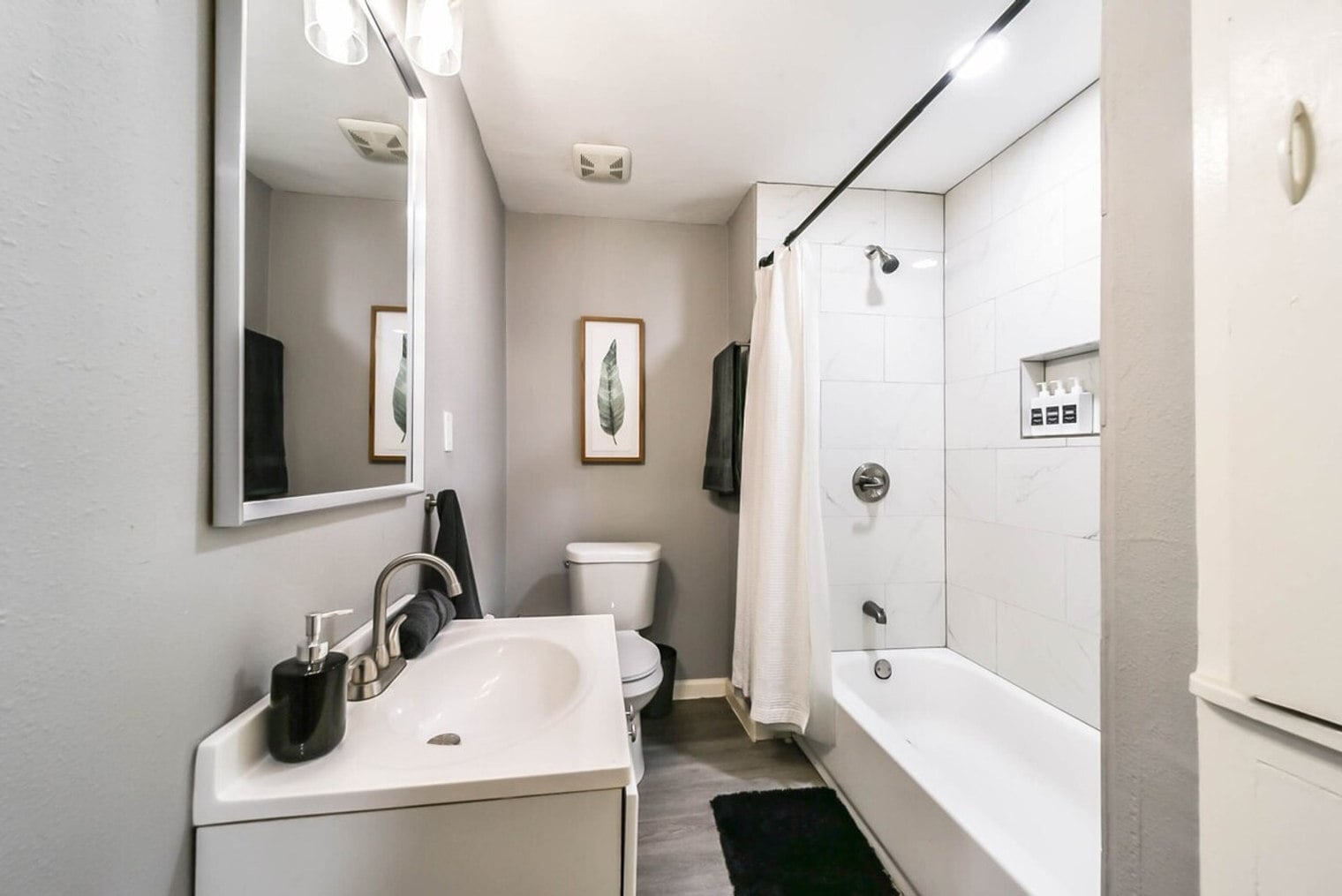 Building Photo - 5130 Cosby St