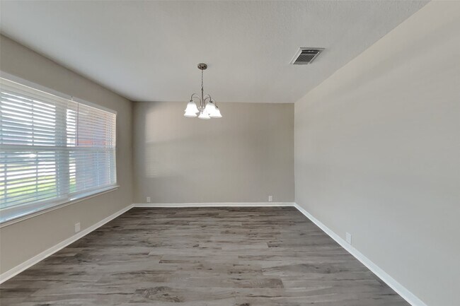 Building Photo - 11810 Skydale Dr