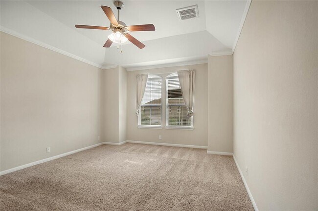 Building Photo - 13400 Briarwick Dr