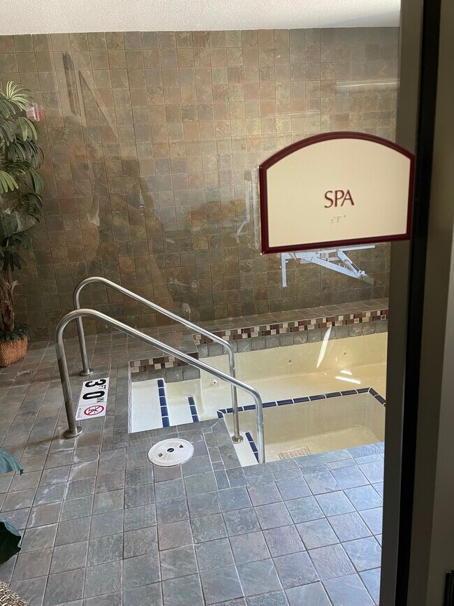 Indoor Whirlpool - 4100 S Lake Dr