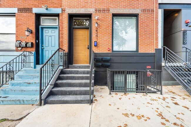 Building Photo - 2341 N College Ave