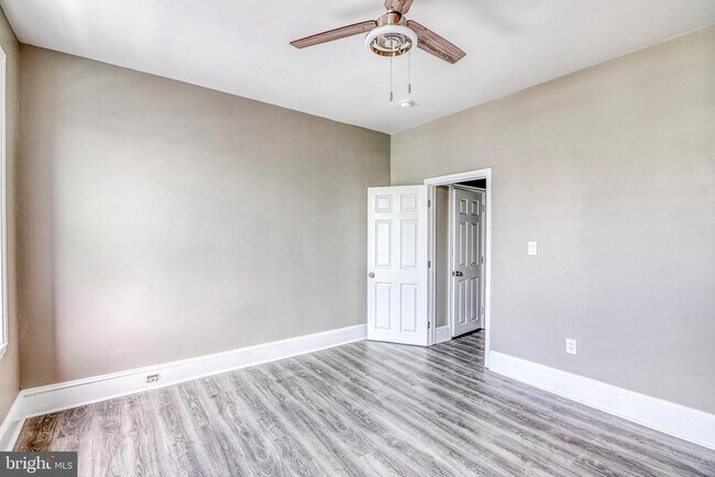 Building Photo - 4834 Olive St