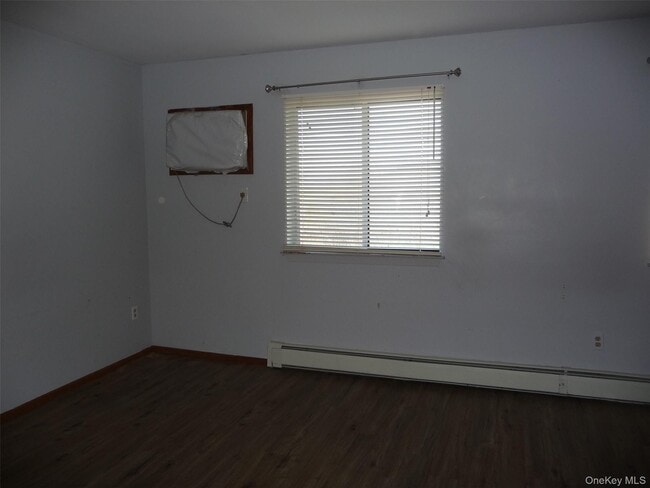 Building Photo - 39 Cedar Ct