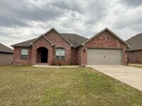 Building Photo - Beautiful 3/2 Brick Home Millers Glen Subdivision of Sherwood, Arkansas