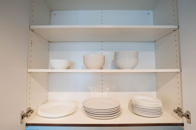 Building Photo - 915 N 4th St