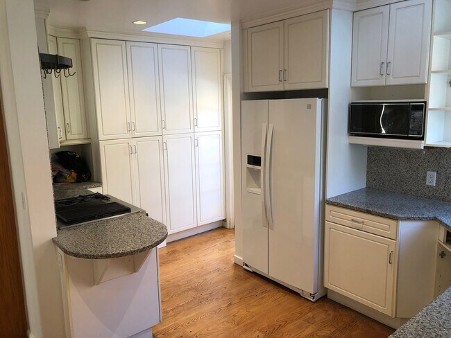 Building Photo - Montclair Hills Retreat w/ In-law Unit