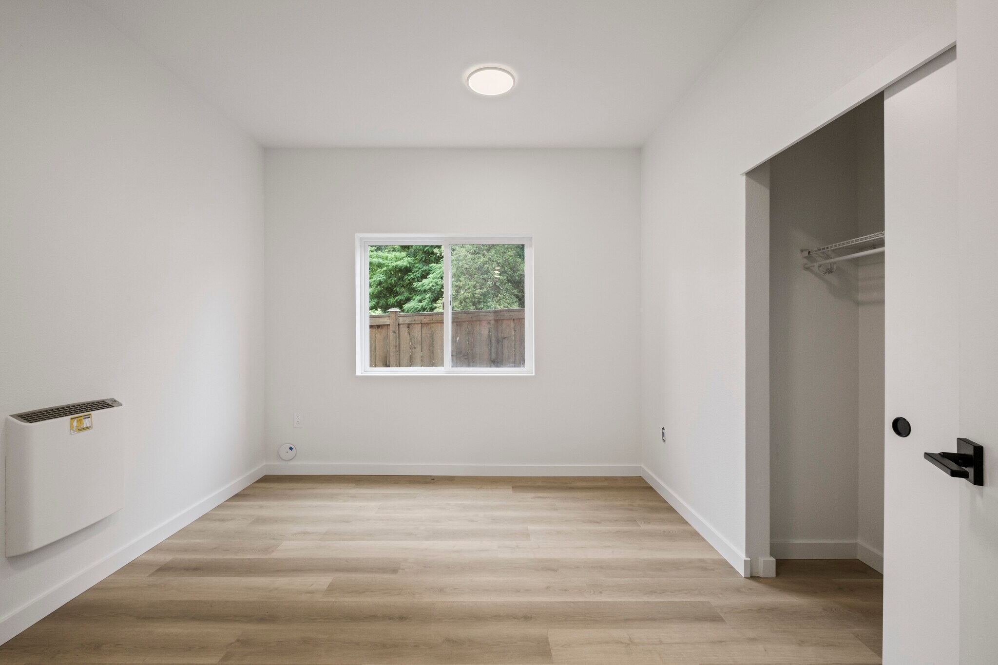Building Photo - 11518 16th Ave NE