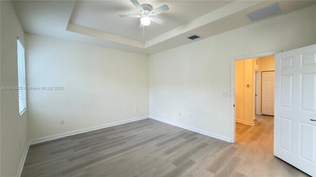 Building Photo - 10337 W 34th Ln