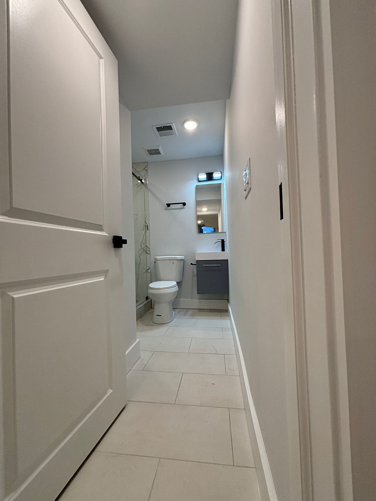 Building Photo - 713 N 42nd St