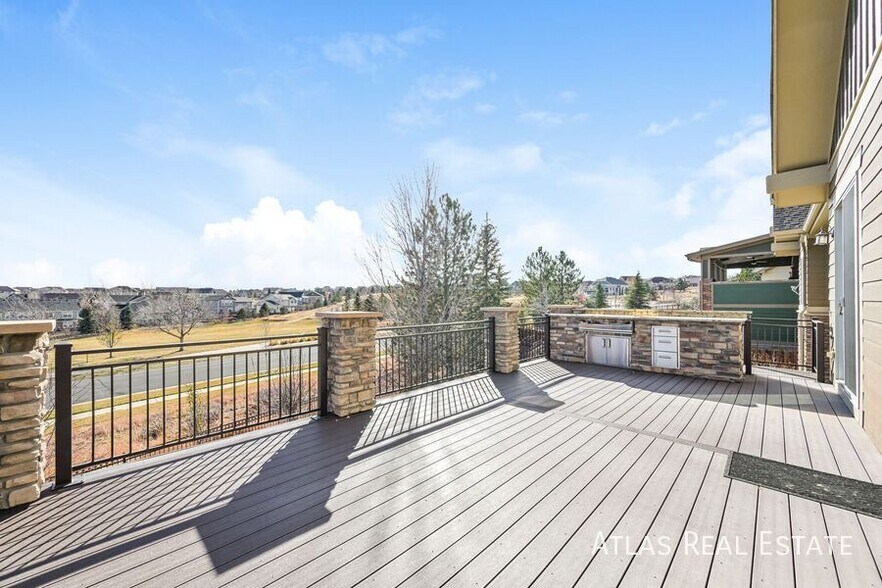 Building Photo - 6242 S Oak Hill Ct