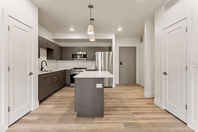 Building Photo - Brand New Modern Apartments at Ascesa