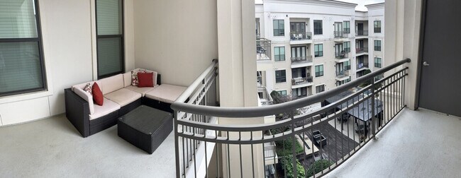 Building Photo - 5655 Carnegie Blvd