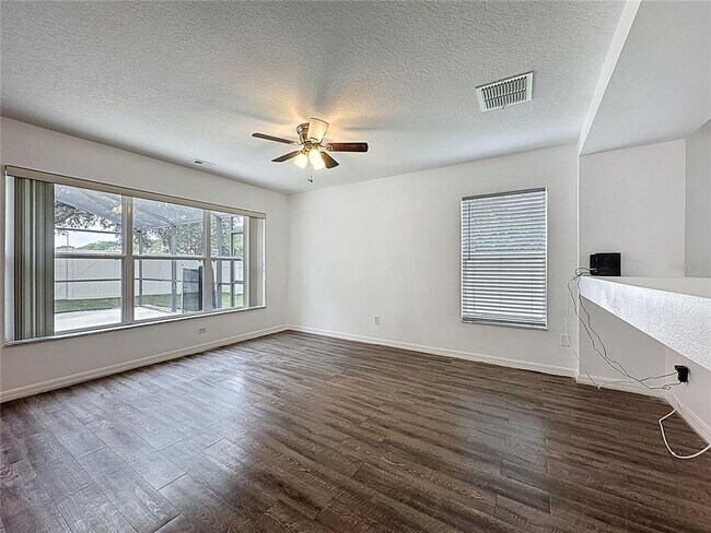 Building Photo - 16748 Sunrise Vista Dr