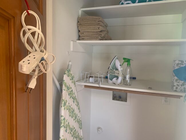 Yes even an ironing board and Iron - 14715 Greenleaf St