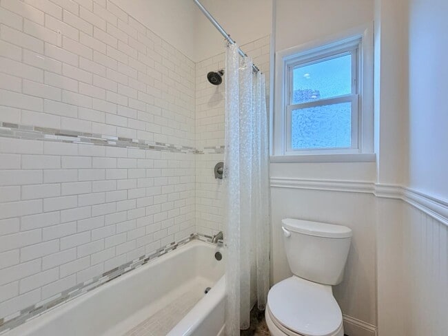 Building Photo - 514 Monastery Pl
