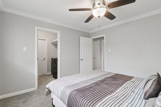 Building Photo - Beautifully Renovated Home with a Large Yard