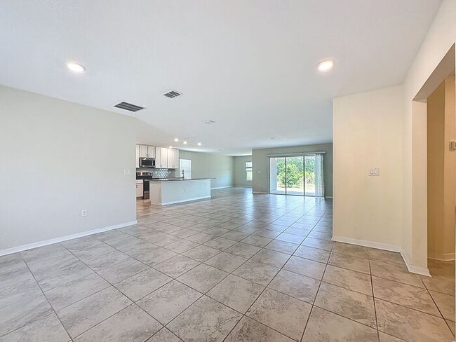 Building Photo - RESORT STYLE HOME IN STOREY CREEK