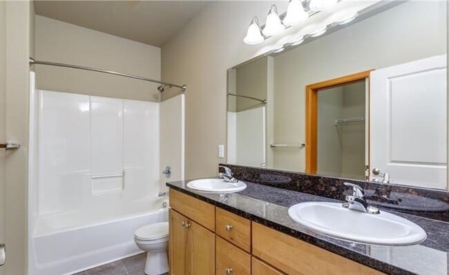 Building Photo - 2081 Calico Loop