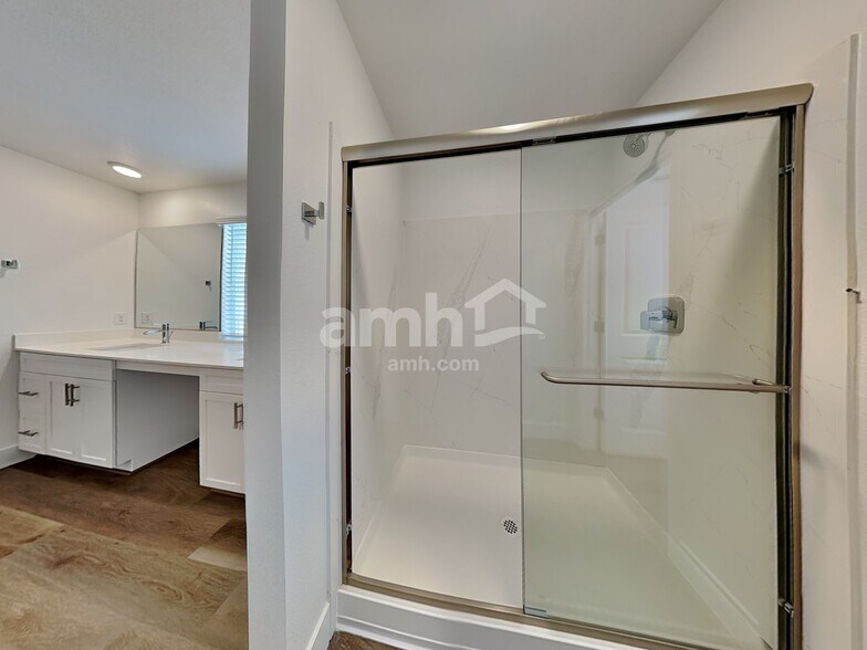Building Photo - 9141 Fiesta Impatiens Ct