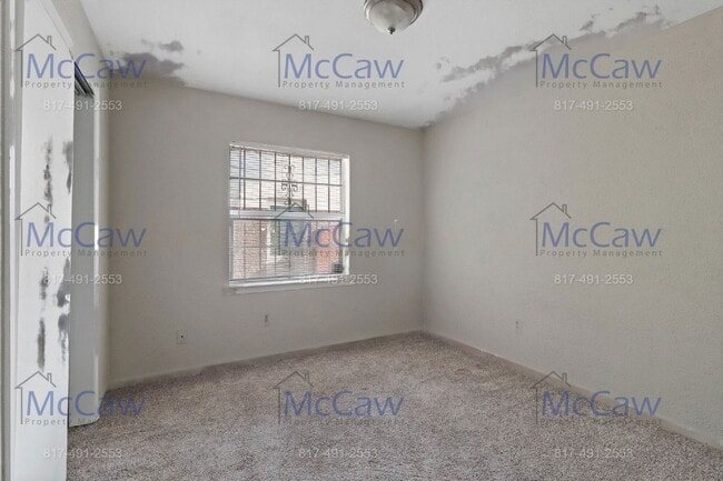 Building Photo - 425 Highcrest Dr