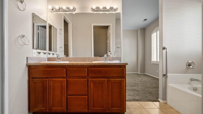 Building Photo - 49142 Barrymore St