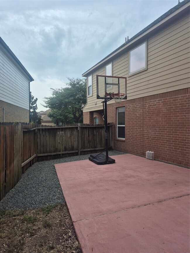 Building Photo - 22626 Goss Spring Ct