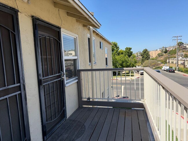 Building Photo - 3805 Voltaire St