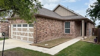 Building Photo - 260 Sage Derby Dr