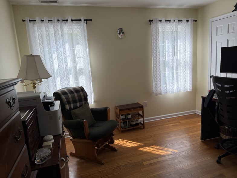 Upstairs Bedroom - 7413 Skyline Dr