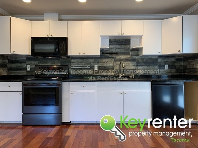 Building Photo - 1355 E 44th St