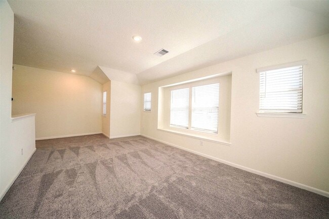 Building Photo - 20811 Sheffield Pk Dr