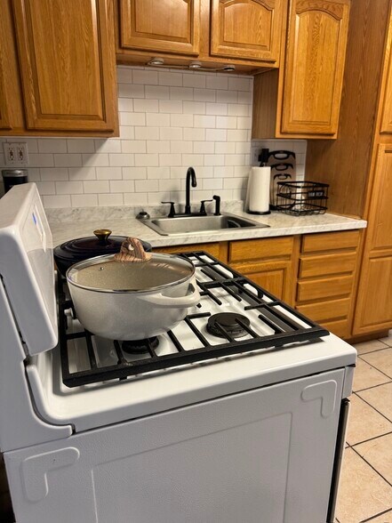 Building Photo - 151 Congress St