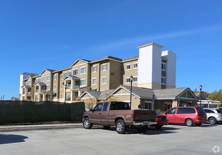 Commons Oak Grove 69 Carol Ln Oakley CA 94561 Apartment Finder