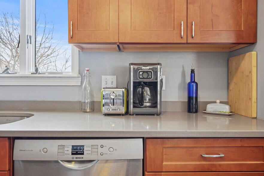 Building Photo - 372 Broadway