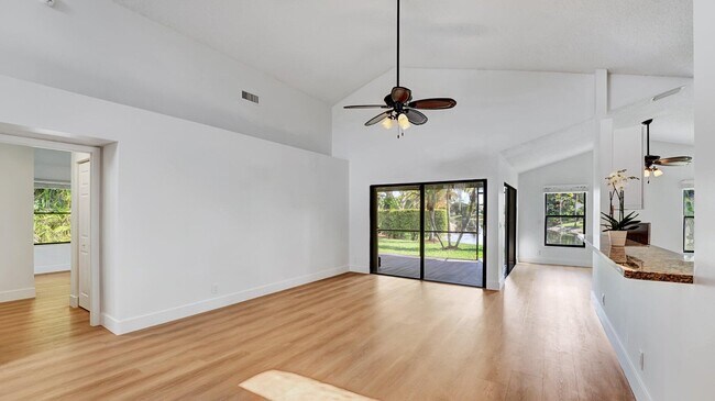 Building Photo - 22557 Swordfish Dr