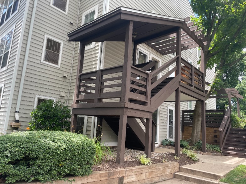 Building Photo - 10142 Oakton Terrace Rd