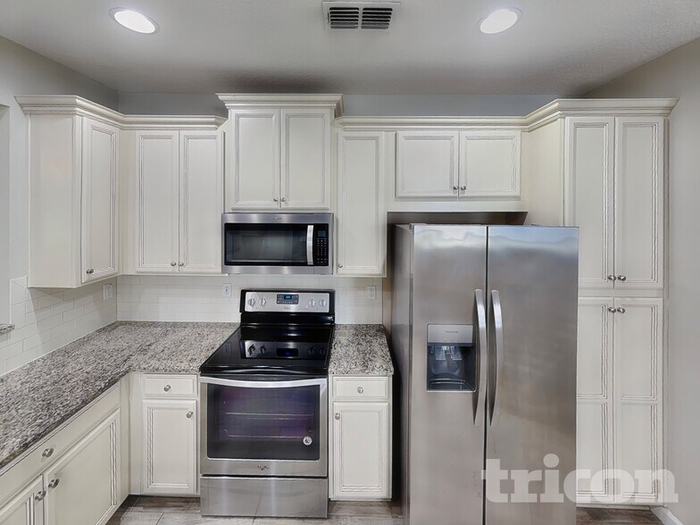 Building Photo - 12447 Trailhead Dr