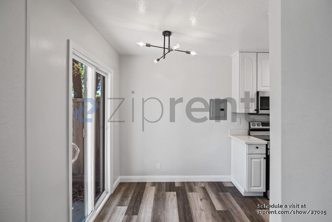 Building Photo - 3385 La Selva St
