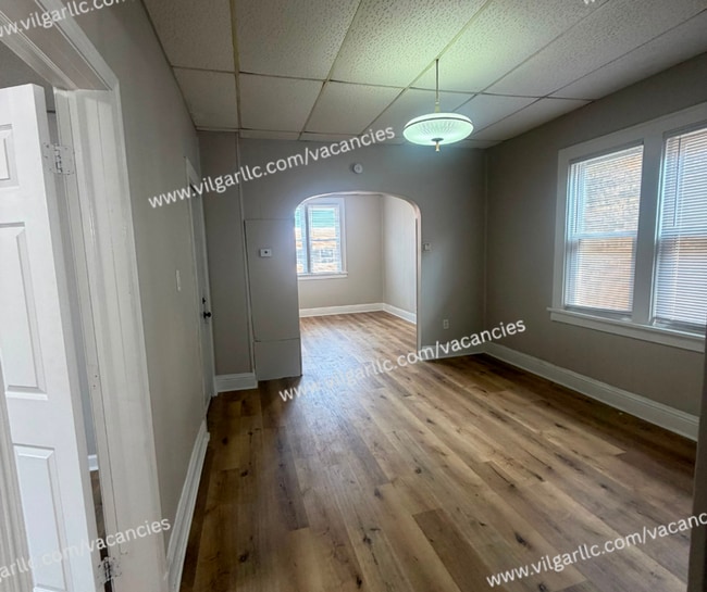 Building Photo - 4856 Magoun Ave
