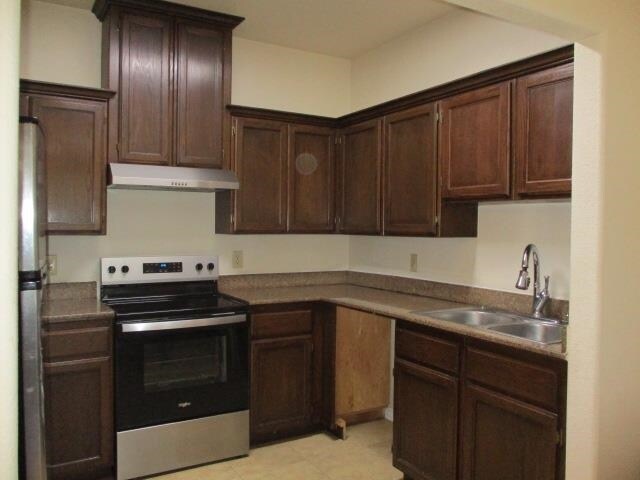 Building Photo - 10706 International Blvd